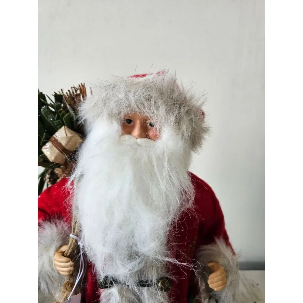 Pier‎ 1 Santa 19